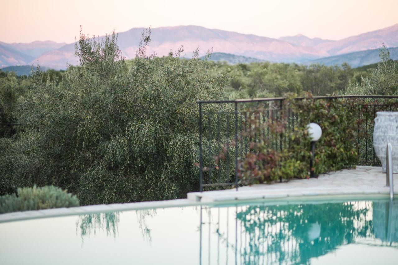 Villa Sania Kassiopi Buitenkant foto